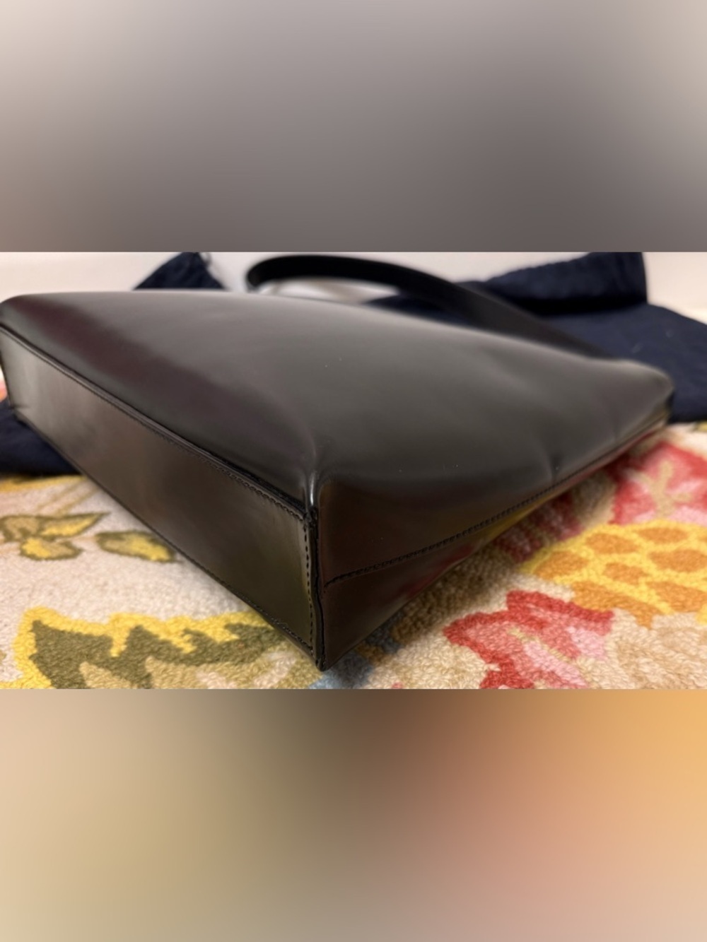 BURBERRY Vintage Rare Sleek Black Patent Leather W/ Silver Tote Shoulder Bag - Picture 8 of 16